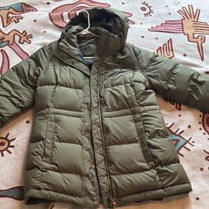 L.L. Bean Women's Olive Green Mountain Classic Down Parka Puffer Coat